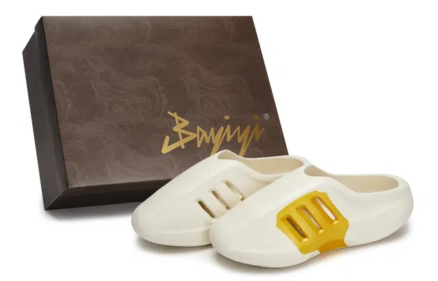 adidas originals adiFOM IIInfinity Mules 811