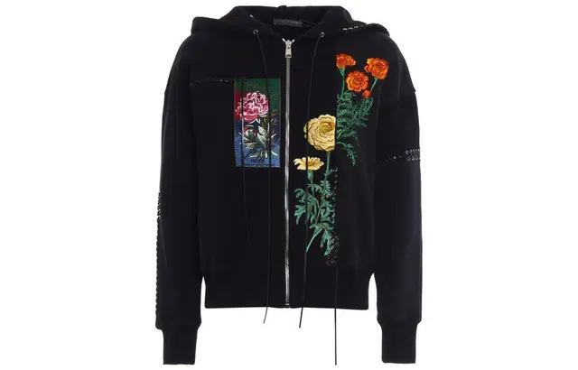 Alexander McQueen SS23