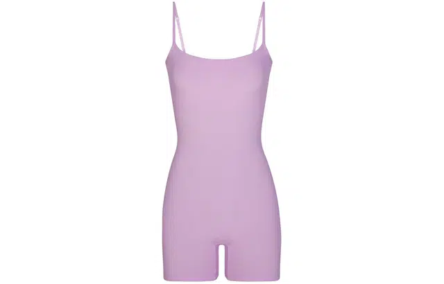 SKIMS SOFT LOUNGE SCOOP ONESIE SUGAR PLUM