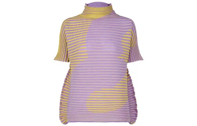 ISSEY MIYAKE Meander knit top