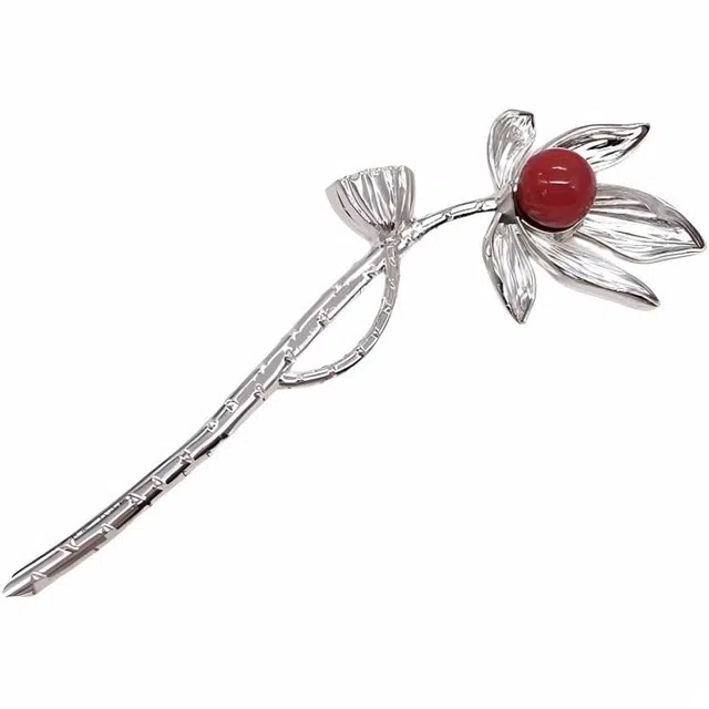 【共绘浪漫】 指尖瑰宝 古风莲花莲蓬汉服盘发清冷典雅优雅气质接你心头的月亮乘进一片新中式轻奢 镀银/珍珠 发簪 女款