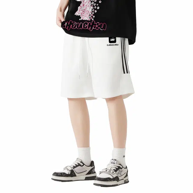 周同学 周杰伦 美式复古高街百搭学院风撞色条纹运动宽松透气舒适松紧系带阔腿休闲短裤 男女同款