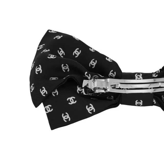 CHANEL 25P -