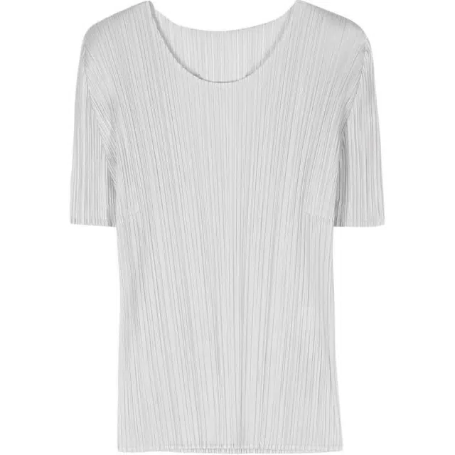 PLEATS PLEASE ISSEY MIYAKE T
