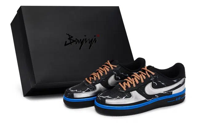 Nike Air Force 1 07 811