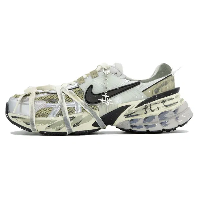 Nike V2K Run