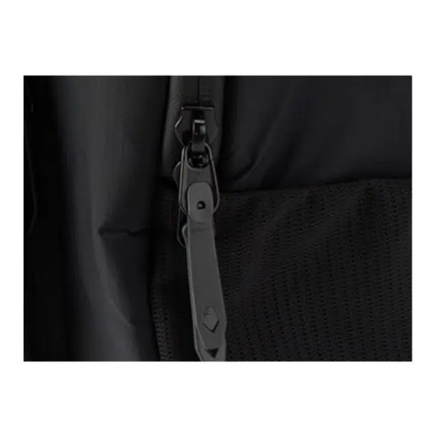 Under Armour 25L