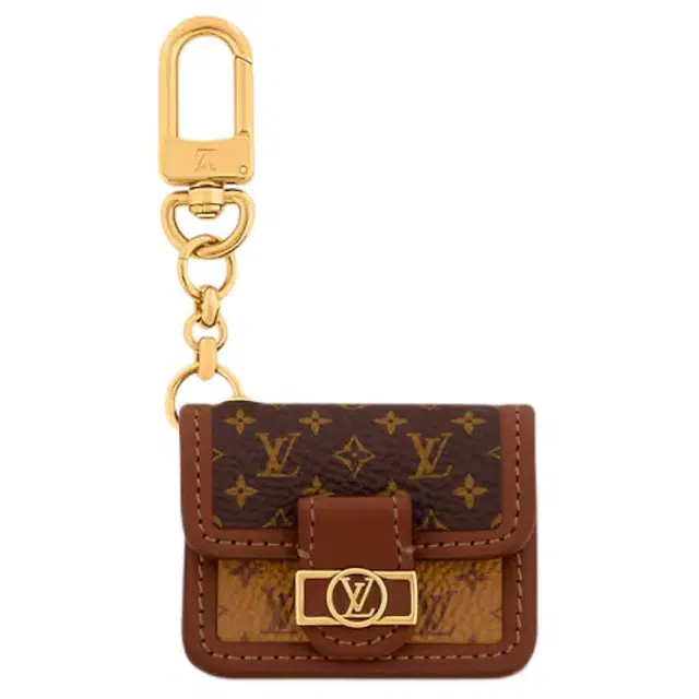 LOUIS VUITTON Baby Dauphine