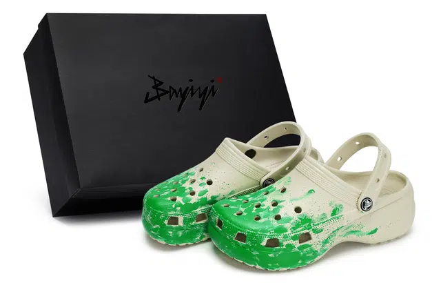 Crocs Classic Platform Clog 811
