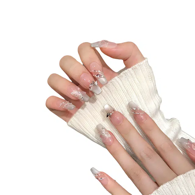 柚予颜 镜月蝶猫眼气质  穿戴甲 中梯裸色腮红晕染 纯欲