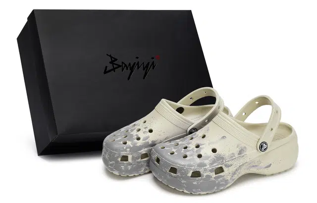 Crocs Classic Platform Clog 811