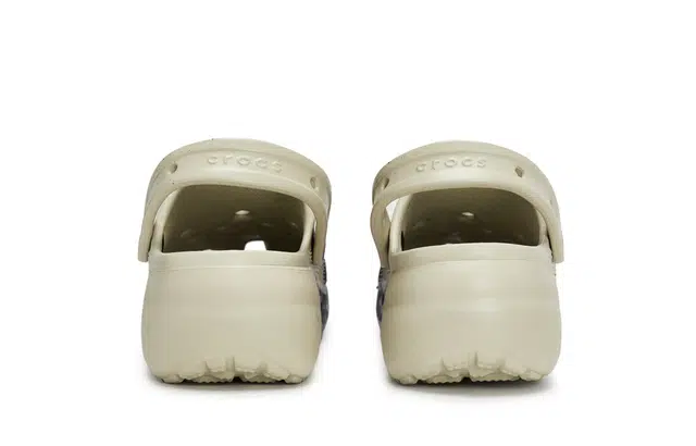 Crocs Classic Platform Clog 811