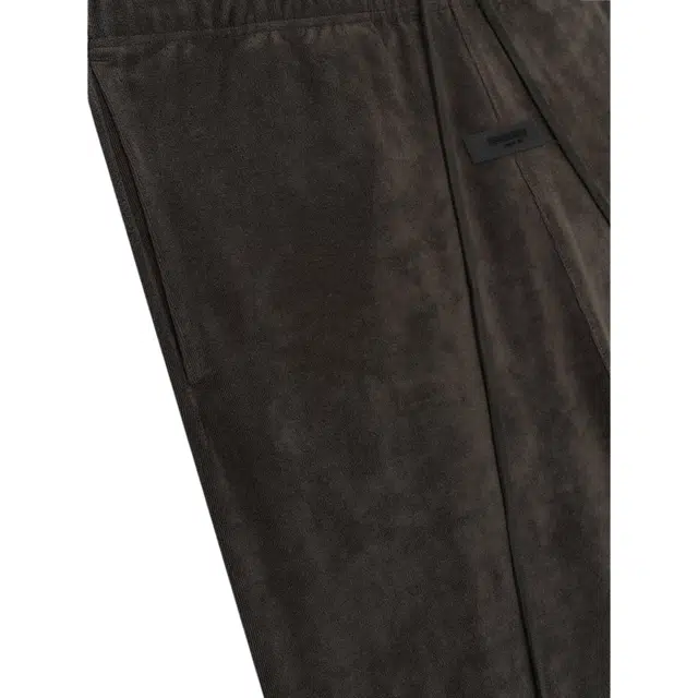 Fear of God Essentials Relaxed Sweatpant OFF-BLACK