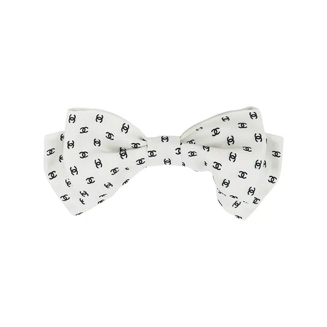 CHANEL 25P -