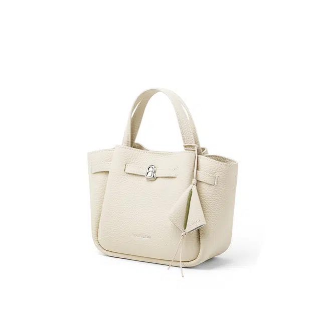 LA FESTIN Kite Series