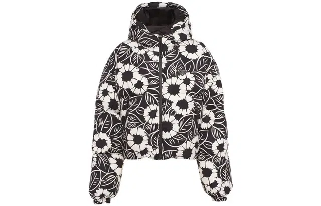 PRADA SS22 Logo