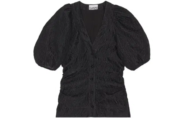 GANNI V
