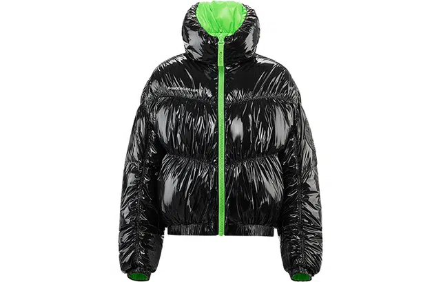 波司登 亮面漆皮泡泡立领短款羽绒服 冬季 女款