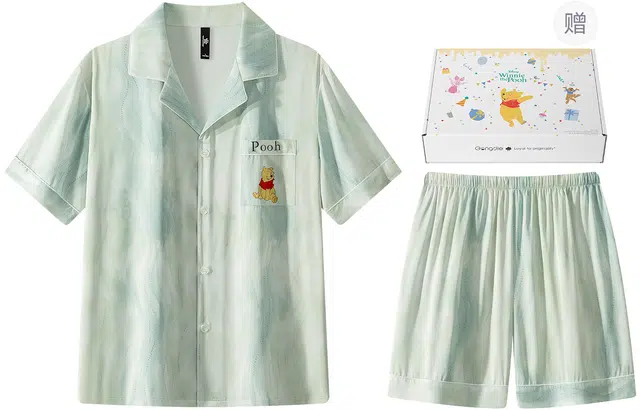 Gongdie x Disney Winnie the Pooh Tee Green