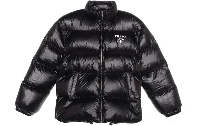 PRADA FW22 Logo