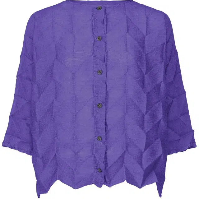 ISSEY MIYAKE