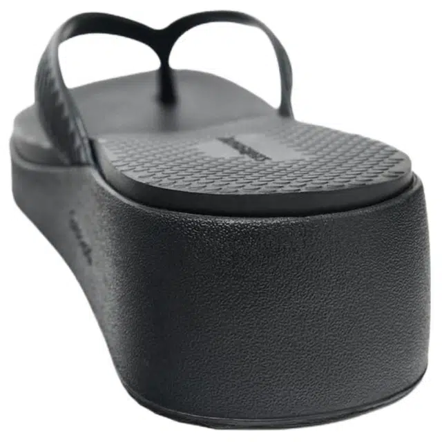 Havaianas x ZARA