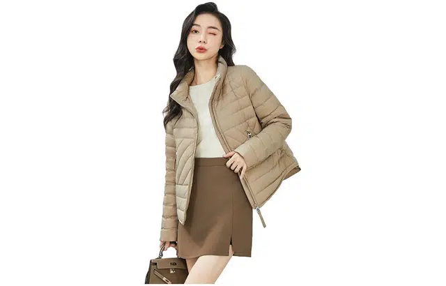 鸭鸭 轻薄短款时尚立领修身显瘦纯色羽绒服 女款