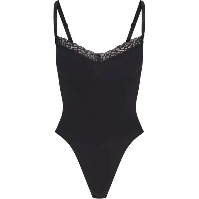SKIMS SS25 SEAMLESS SCULPT LACE THONG BODYSUIT Onyx