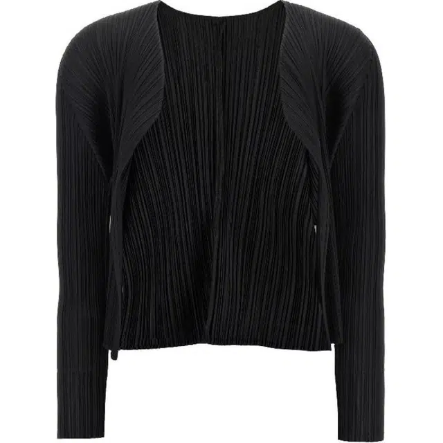 PLEATS PLEASE ISSEY MIYAKE