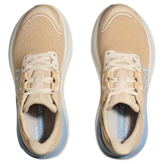 HOKA ONE ONE SKYWARD X