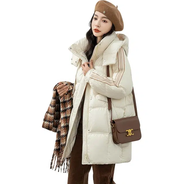 鸭鸭 纯色直筒连帽拉链休闲长袖羽绒服 女款