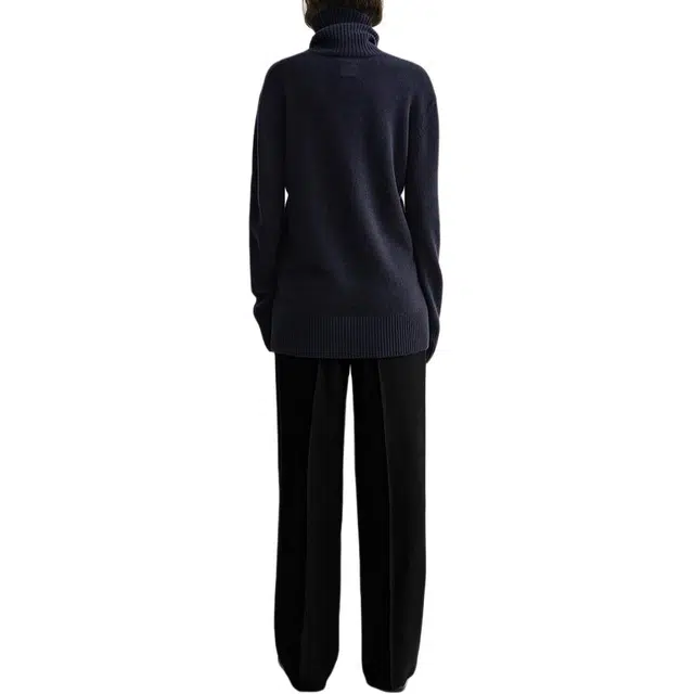 TOTEME SS25