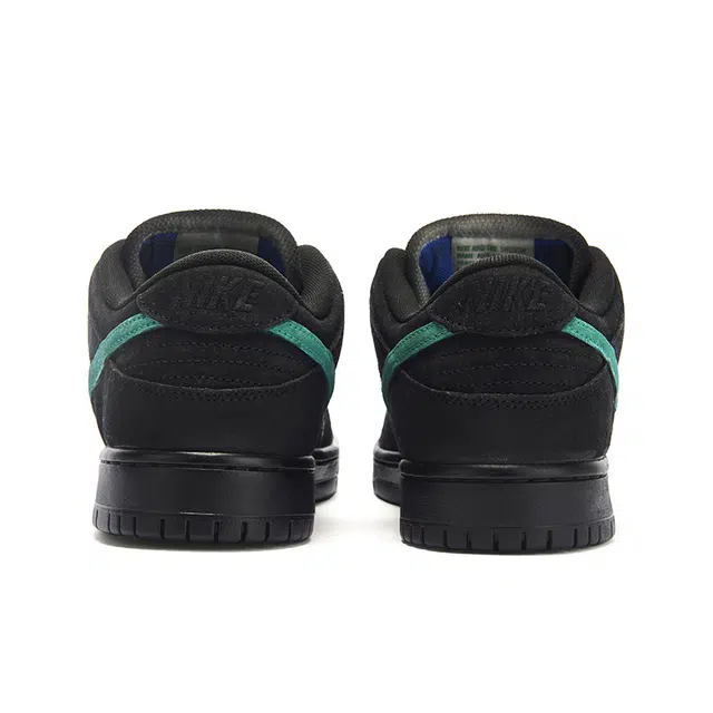 Nike Dunk SB Low Tiffany