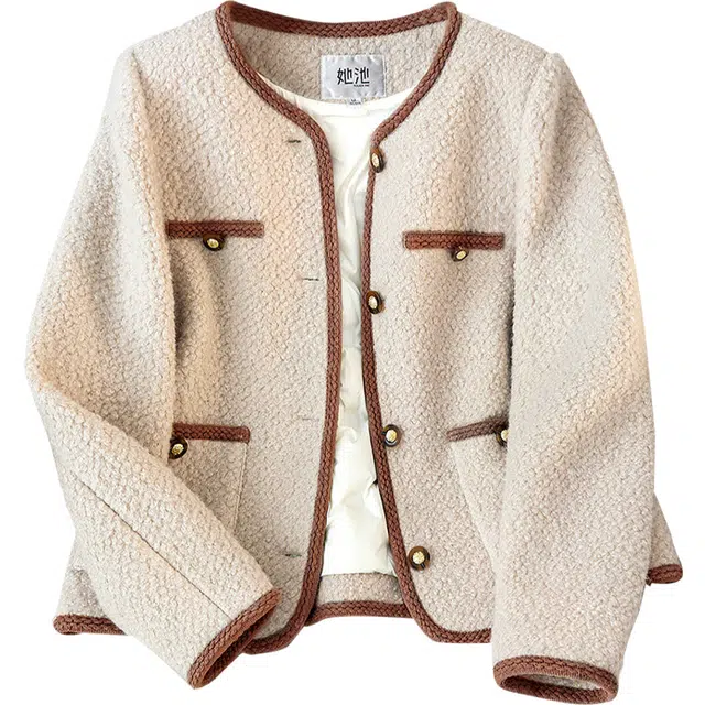 她池  圆领纯色通勤短款气质单排扣简约休闲  含羽绒外套  女款  米卡其