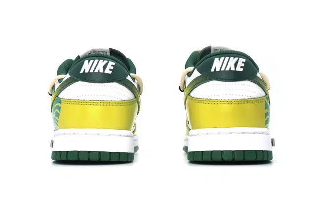 Nike Dunk Low Retro "Varsity Green"