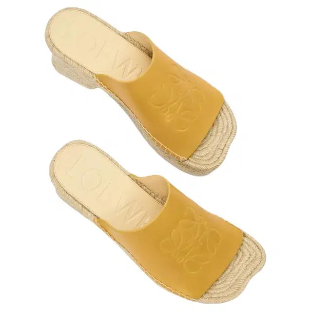 LOEWE Petal 8cm