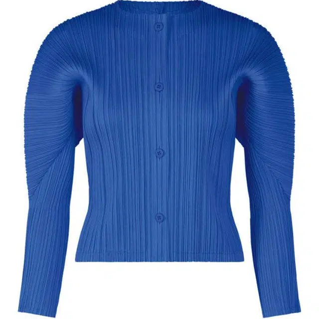 PLEATS PLEASE ISSEY MIYAKE