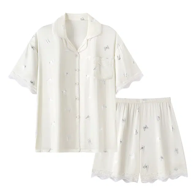 俞兆林 亲肤冰雪丝时尚蝴蝶卡通翻领透气短袖三分裤可爱休闲家居服睡衣套装 女款 杏色