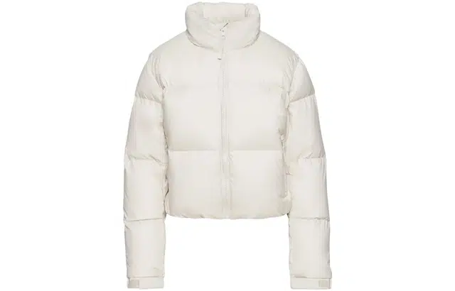 ARITZIA Tna Mega Puff Short Cropped 3