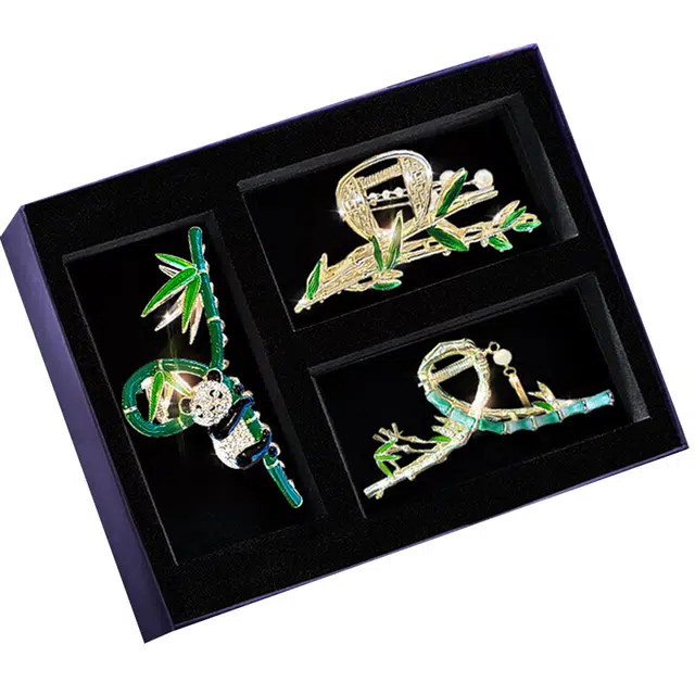 妖娆猫 新中式国风熊猫潮流高级感古风绿色竹节流苏步摇抓夹套装礼盒气质时尚后脑勺鲨鱼夹 发夹 女款