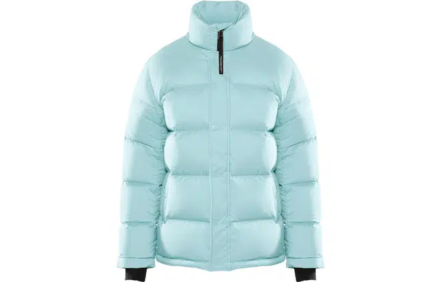 ARITZIA Super Puff cliMATTE 5