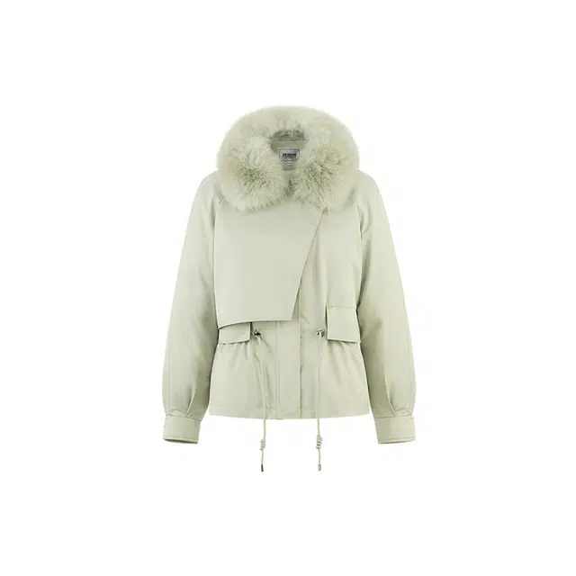 波司登 新款毛领都市休闲户外羽绒服 女款