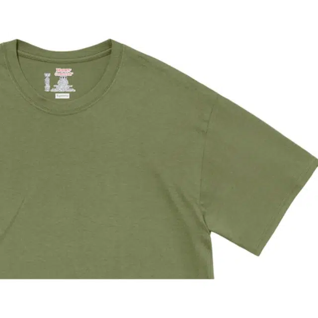 Supreme SS22 Week 1 x Hanes Tagless Tees T 2