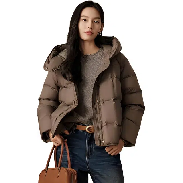 玖姿安娜蔻 休闲简约时尚连帽羽绒服 女款