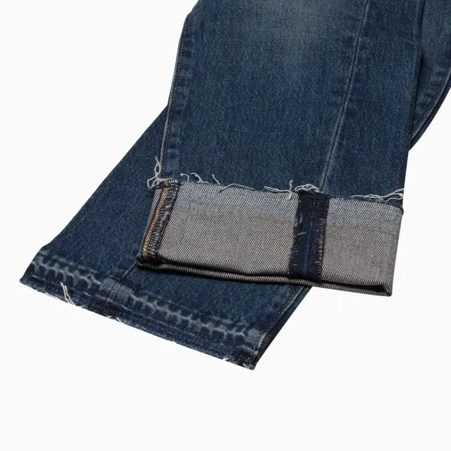 Levis