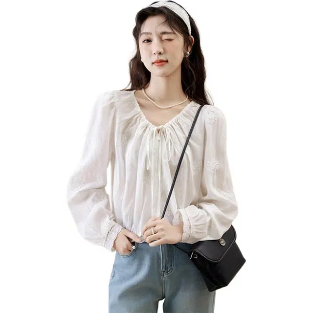 谜秀 轻法式罗马风亚麻衬衫休闲日常女法式复古刺绣镂空花边设计感长袖雪纺衫 女款 奶油白