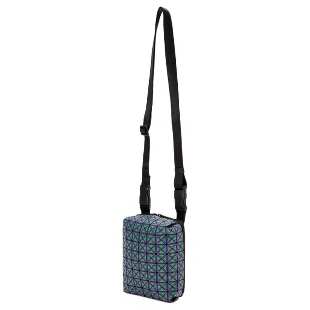 ISSEY MIYAKE Kuro 4