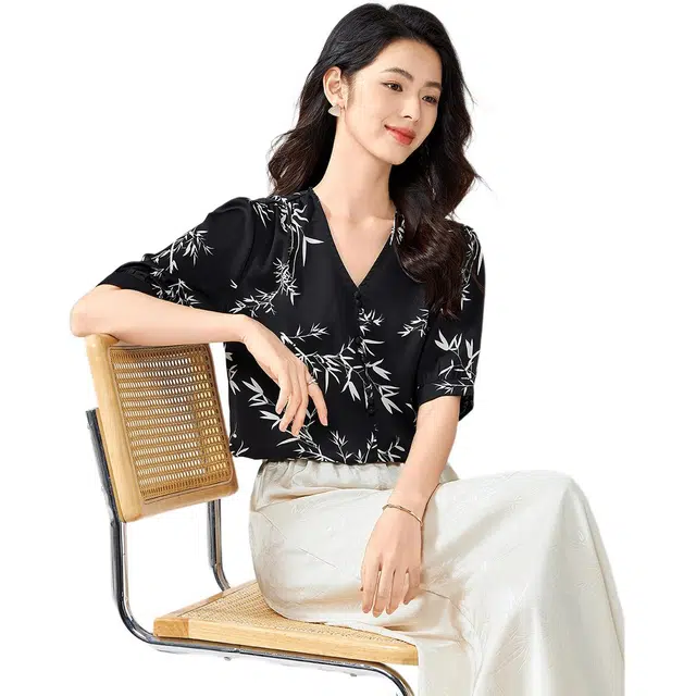 爱依莲 时尚舒适百搭短袖衬衫 女款 黑色