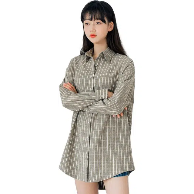 欧迪芬 大码女装春秋文艺复古条纹衬衣高级感翻领上衣宽松日常通勤上班出现面试纽扣格纹绿色轻薄舒适基础款长袖衬衫 女款