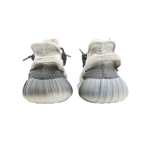 adidas Yeezy Boost 350 V2